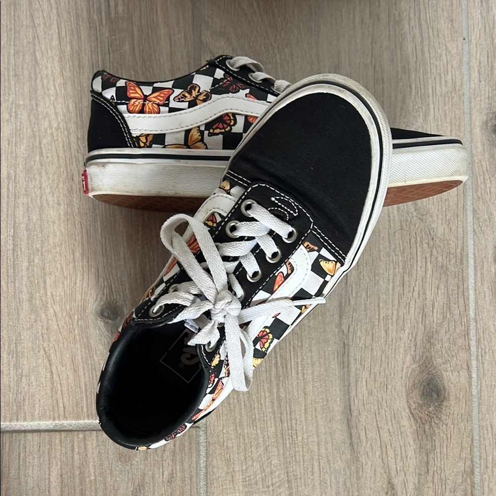VANS - Women’s Size 6.5 - Checkered Butterfly Design